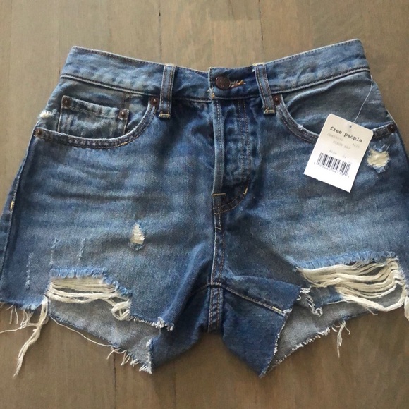 Free People Denim Shorts 24 - Picture 1 of 3